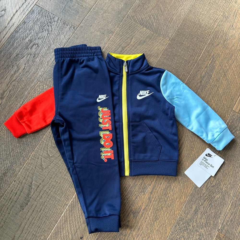 Nike Baby Boy Outfit - Picture 1 of 3